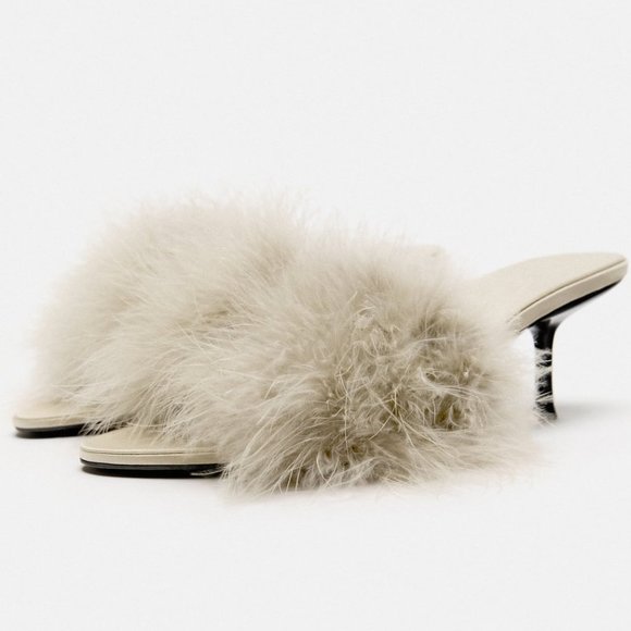BLOGGER'S FAVE! Zara Feather Heels NWT - Picture 5 of 16